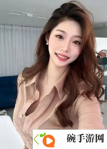 一键去除衣物的AI软件