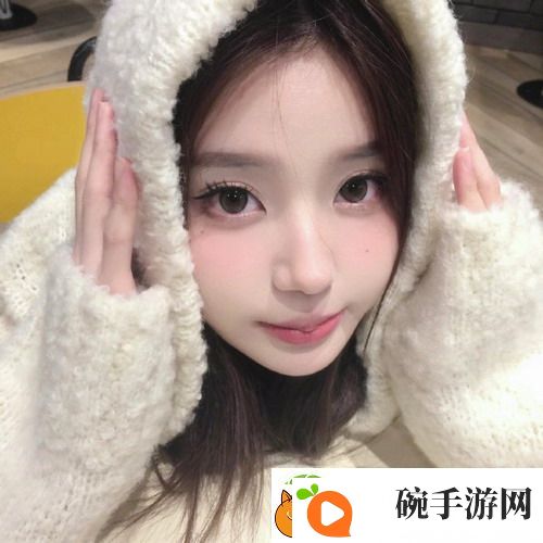 我女朋友的妈妈双字id5走红络