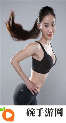 三个男生日一个女的：复杂情感与成长历程
