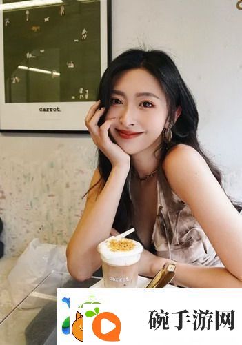 50岁迷人的岳