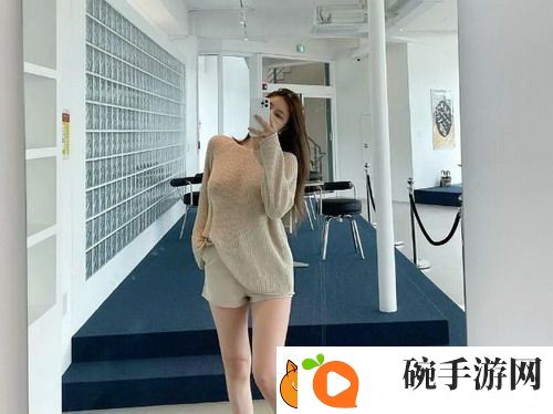 搬家工人当着老公的面