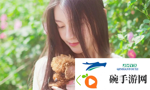 丰满的女邻居三级