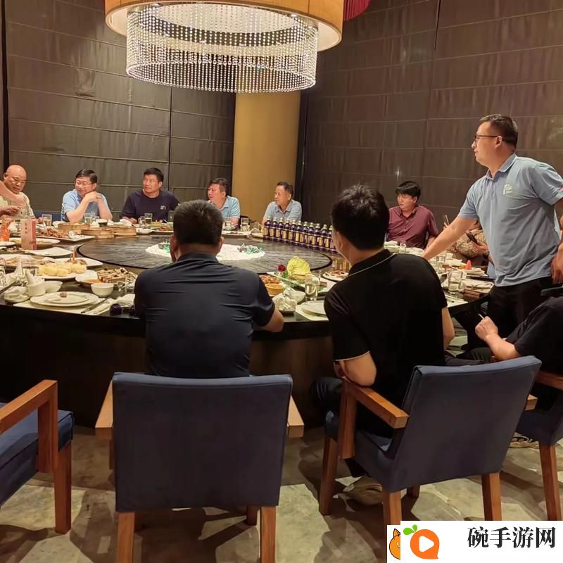 开会也一直放里面老板