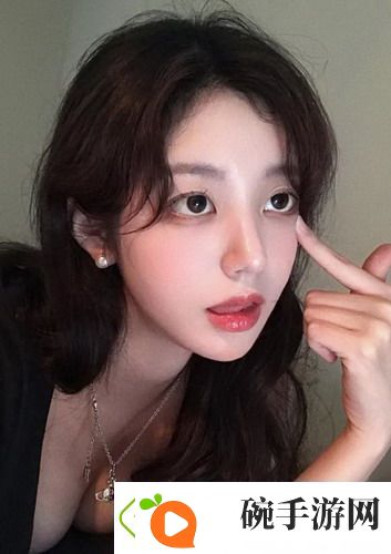 母亲教傻儿子圆房耐心指导网友