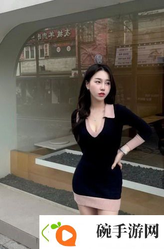图书馆的女朋友静静守护温暖相伴网友