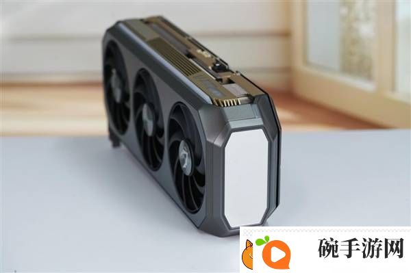 索泰RTX5070