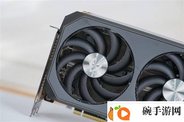 索泰RTX5070