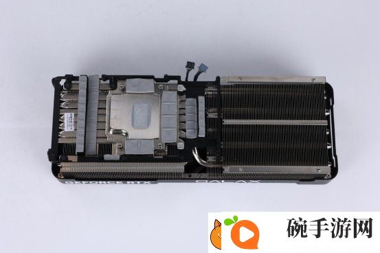 支持DLSS4