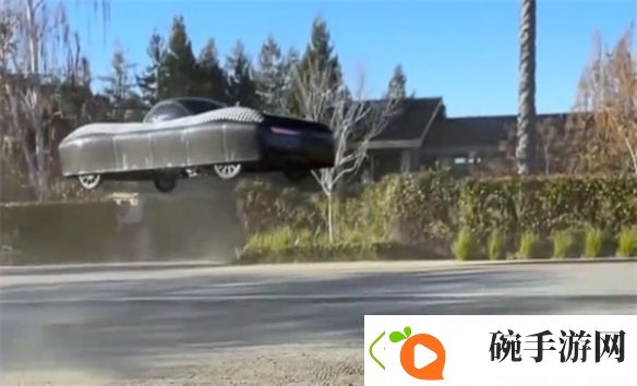 马斯克投资的飞行汽车完成试飞