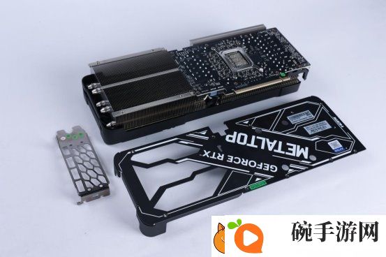 支持DLSS4