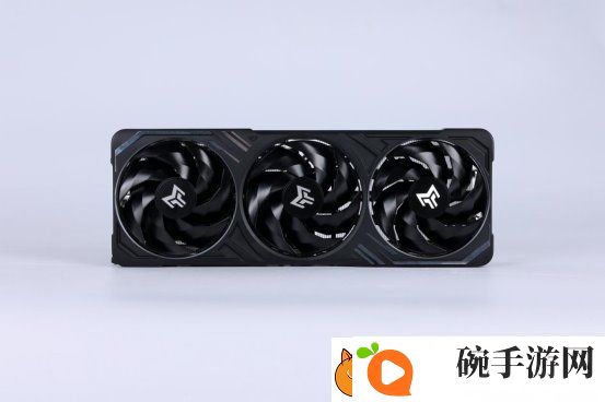 支持DLSS4