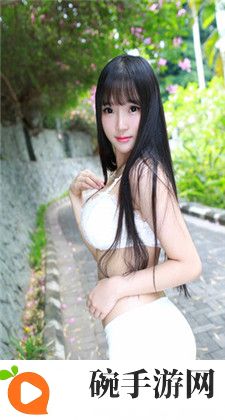 儿子我还怀着孕呢小心肚子:生怕对肚子里的小生命造成伤害