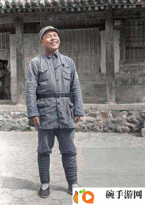 八路军身着戎装的英勇风采展现八路军战士们严整军姿的震撼模样八路军形象照彰显的非凡气魄与精神