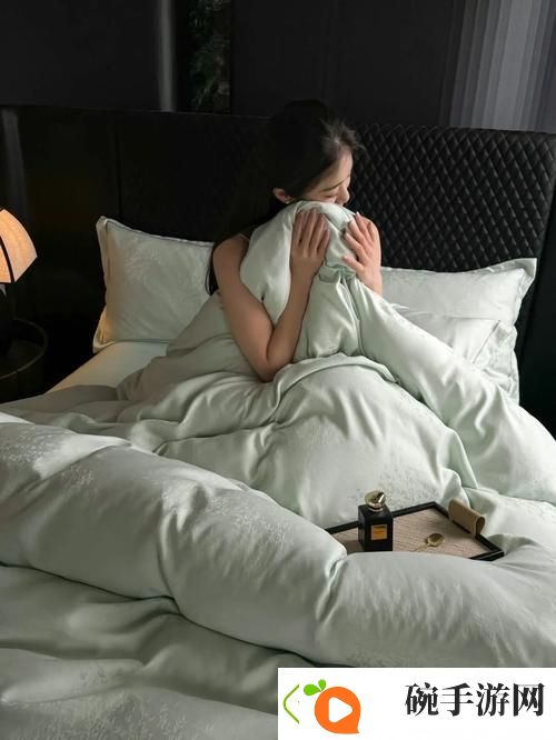 陪读装睡让他滑进去了电影