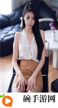 末班车上传递微热的夜晚句子：在那微热的车厢中
