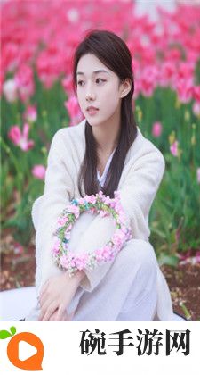 兰波塞玻璃球扩写长图：现代图像设计中的创新运用