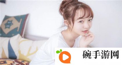 GENSHIN HETIAL：游戏背景与世界观