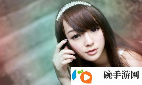 老人船上弄雨荷第13集介绍