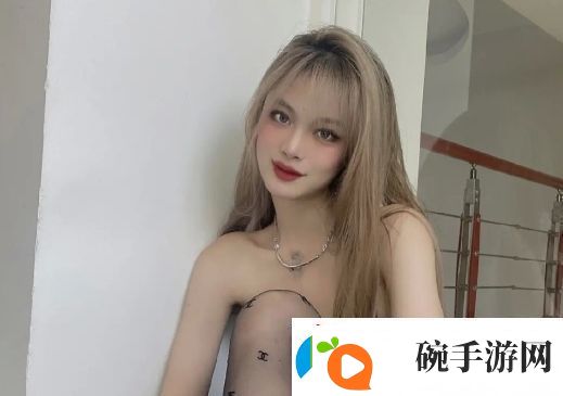 高中女篮比赛盛轮轩t热血沸腾网友