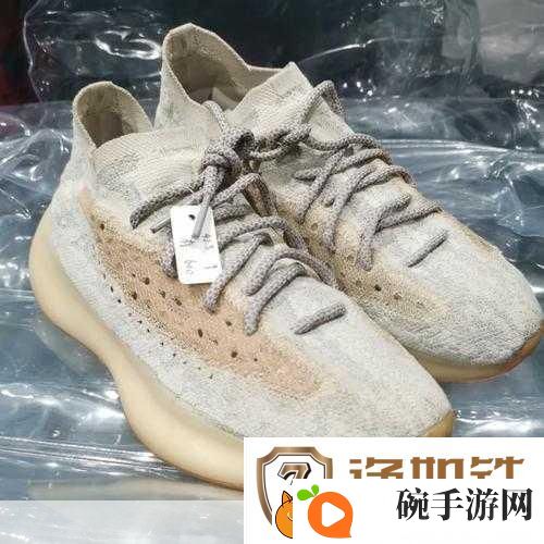 yeezy380蜜桃粉和白色让直播界变天