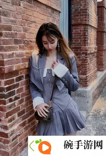观赏大狗锁住女人狗的视频大全