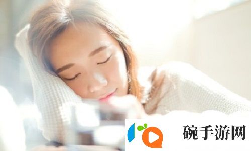 成色18k1.220.38：专业珠宝评估工具的优势，为珠宝爱好者与投资者提供全方位支持。